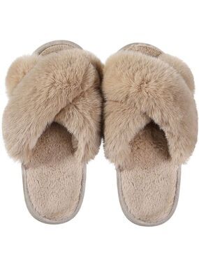 NIP Tan Woman’s Size 11.5-13 Slipper Slides